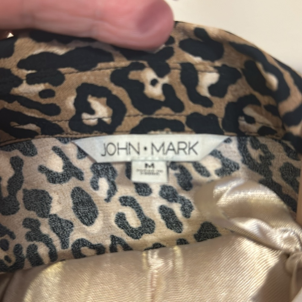 JOHN MARK Leopard Print Button-Up Blouse - Picture 2 of 5